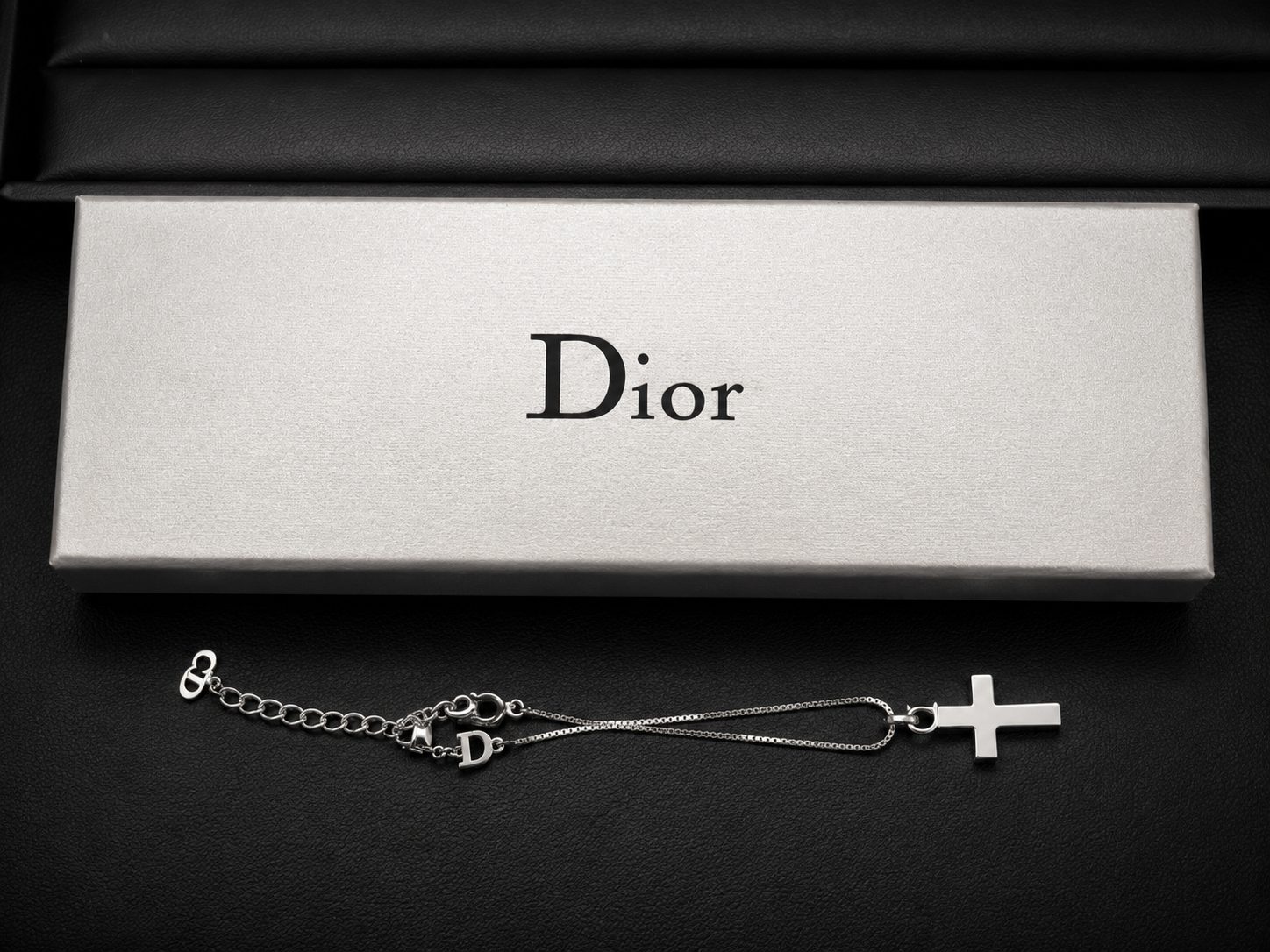 Dior crossブレスレット お買取りさせていただきました！